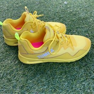 Zumba trainer Yellow Sneakers women’s size 7